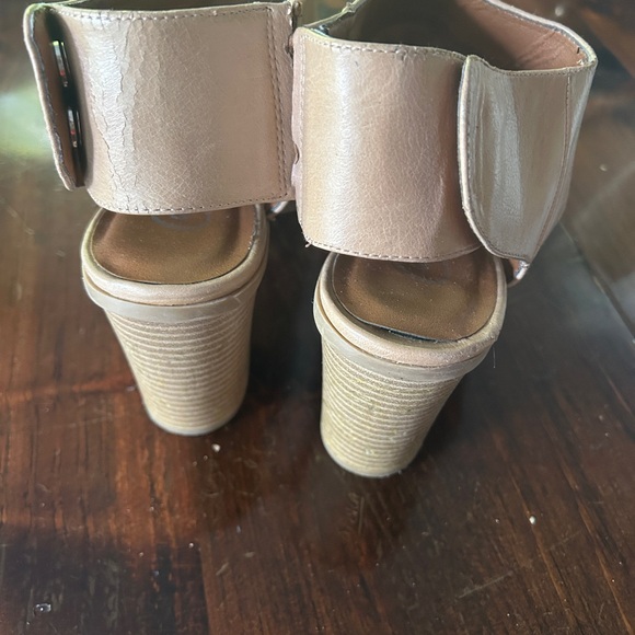 Candies Open-Toe Wooden Heels - Picture 7 of 7